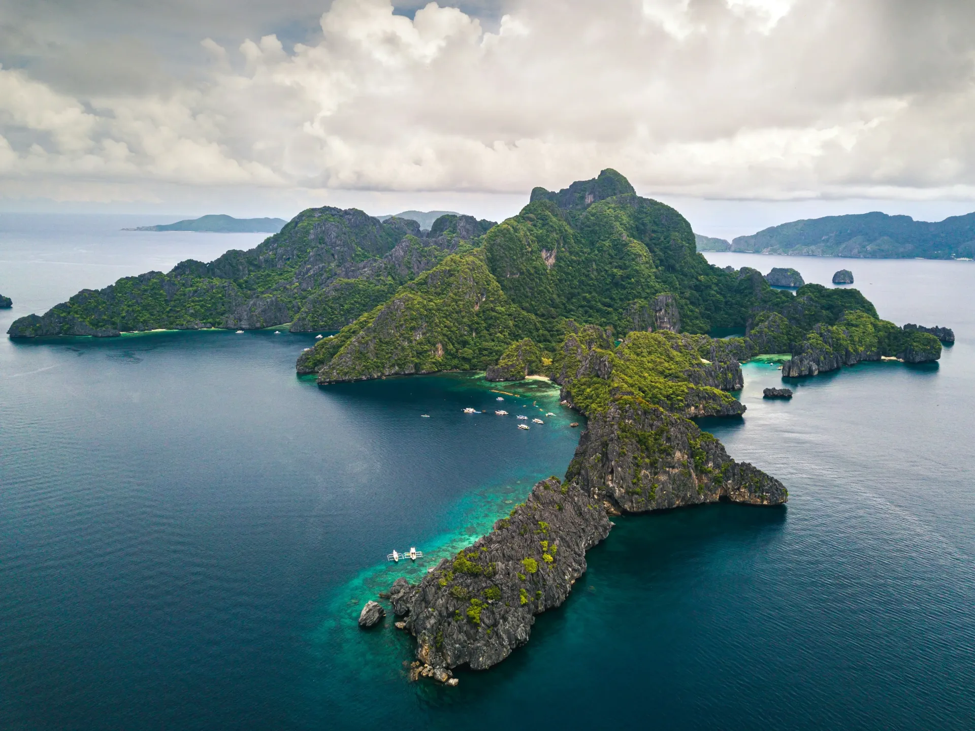 Luxury Philippines: Private El Nido & Island Retreats