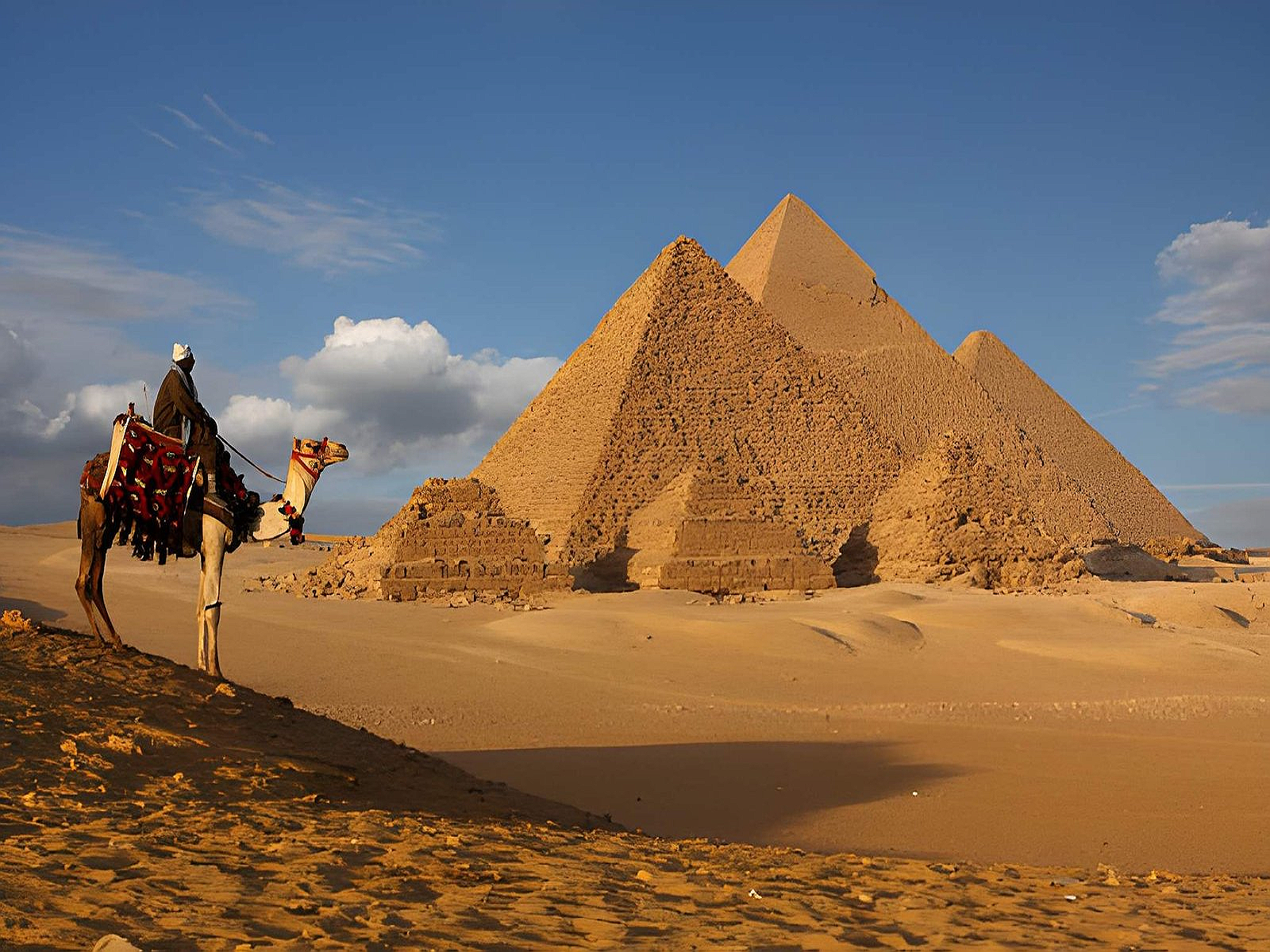 Egyptian Icons: Cairo, Luxor & Coastal Alexandria