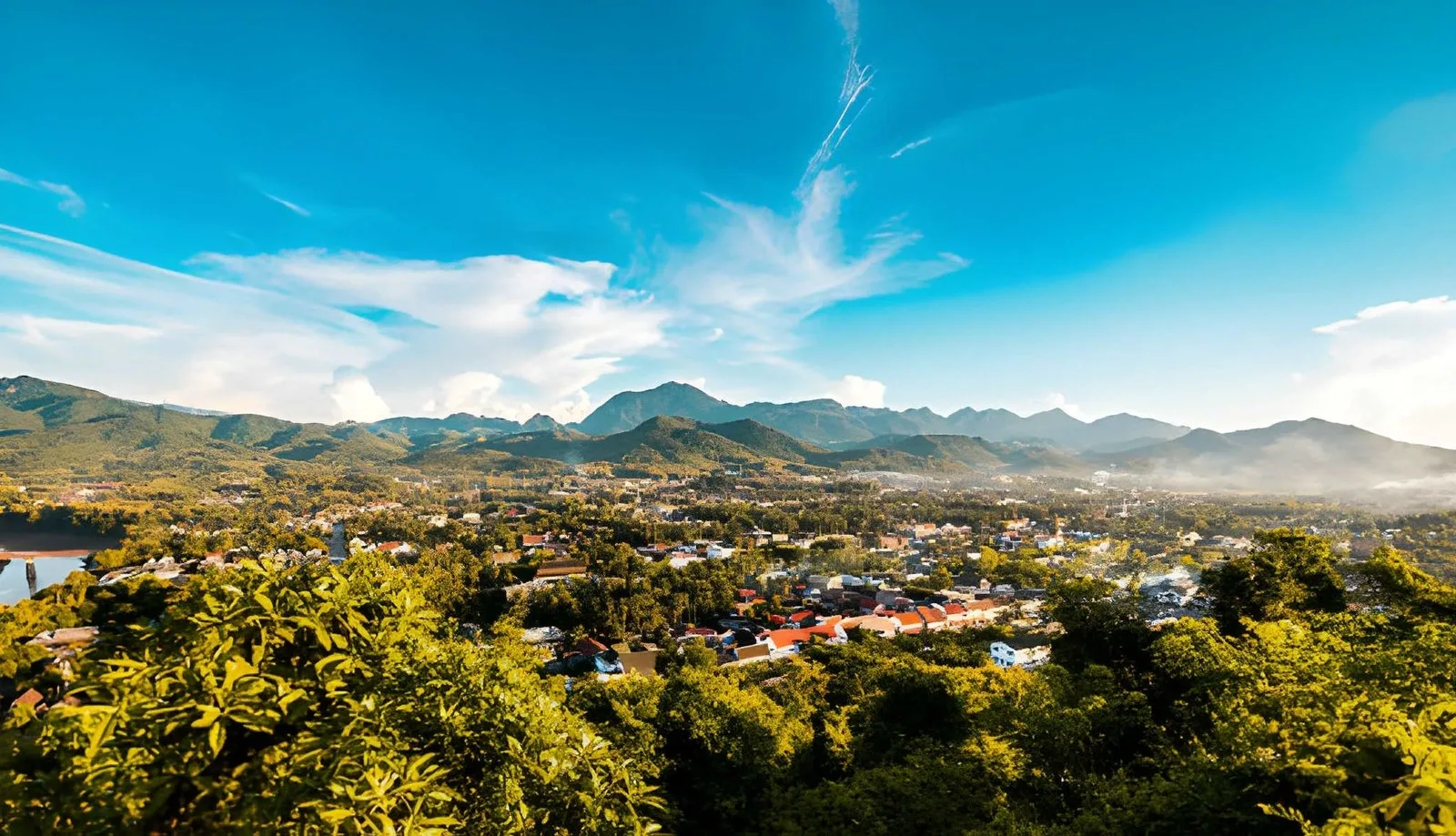 Northern Laos Adventure: Luang Prabang & Nong Khiaw