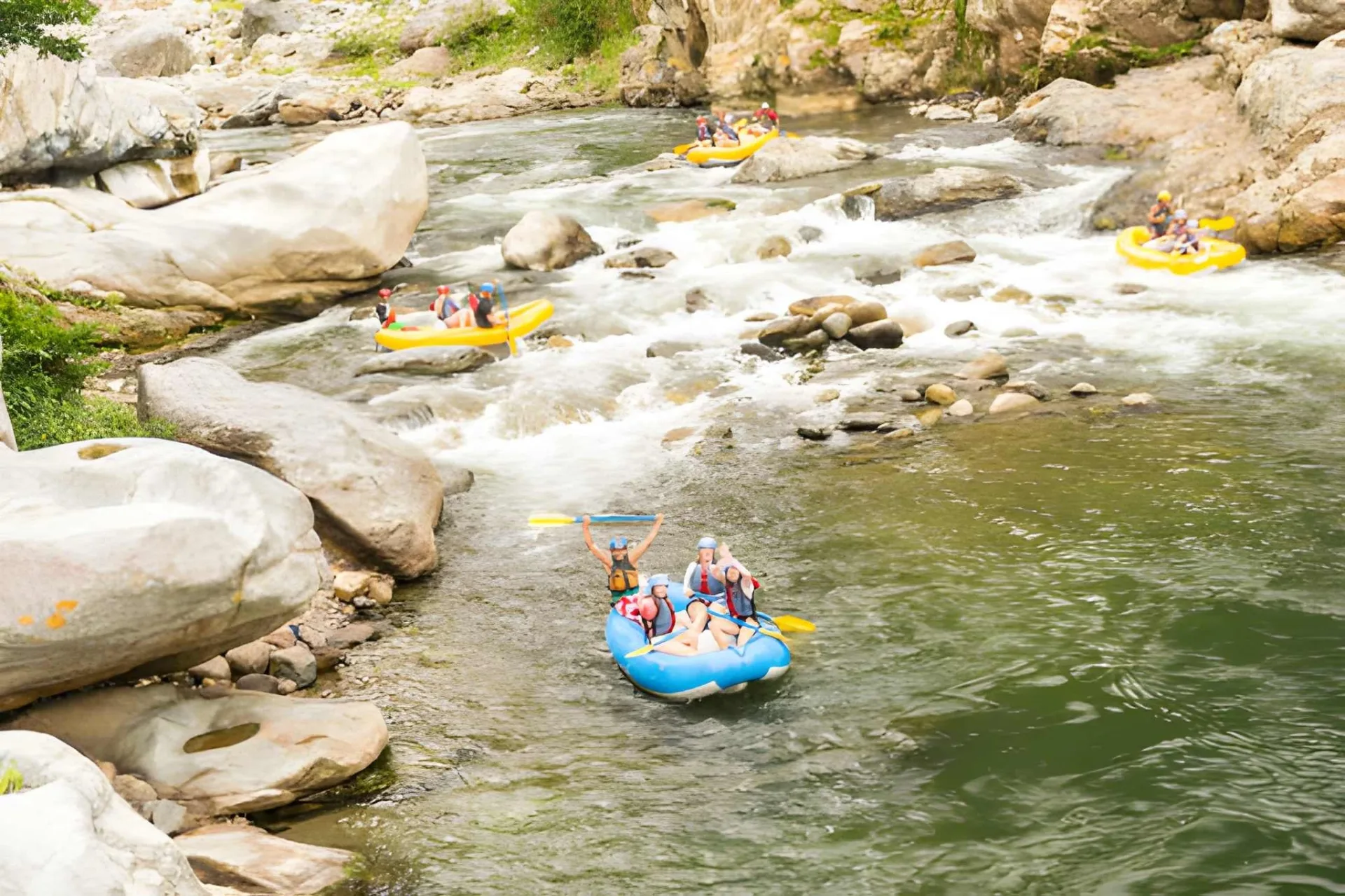 Pico Bonito & the Cangrejal: Rainforest, Rafting & Waterfalls