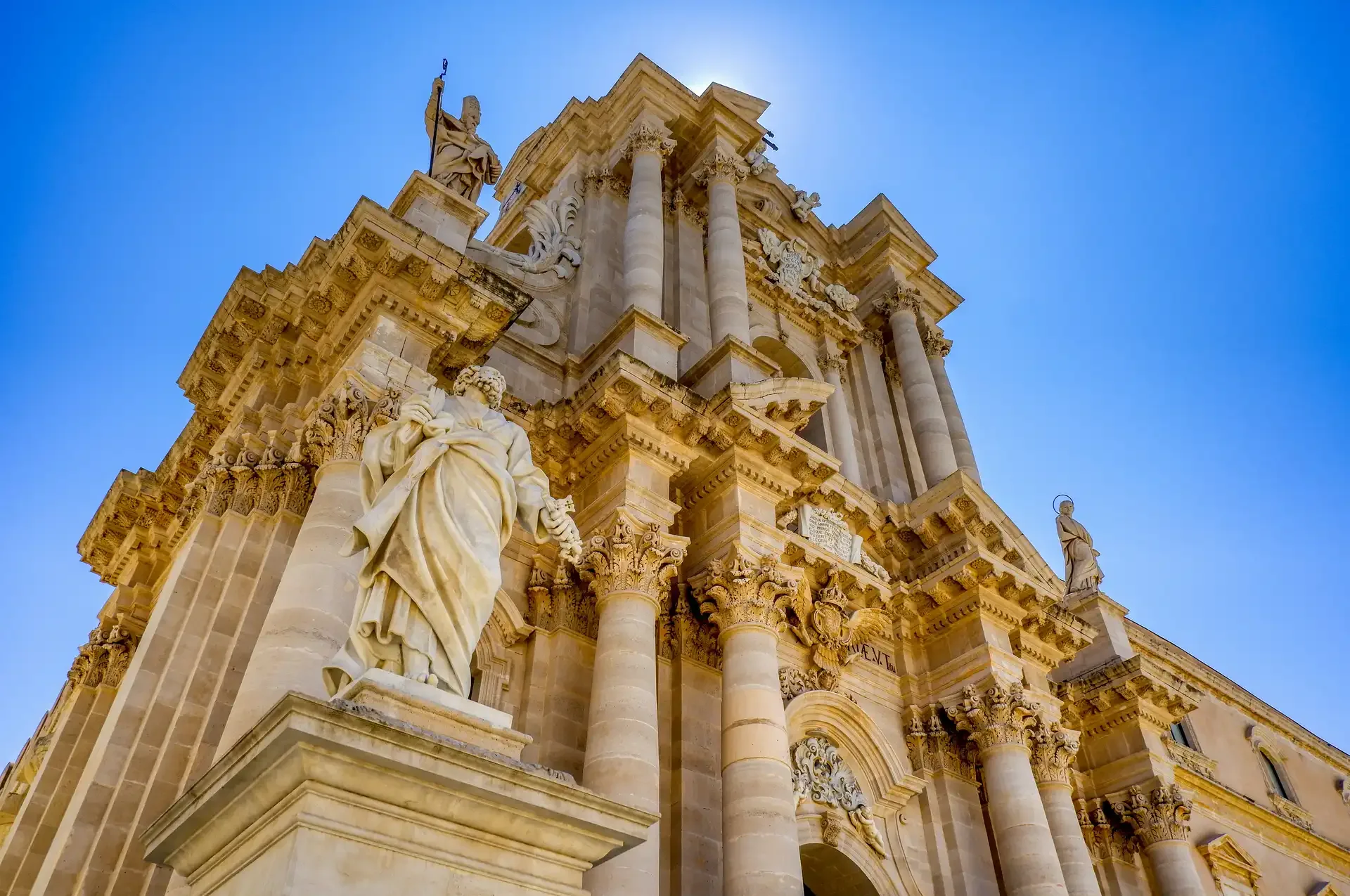 Sicily Explorer