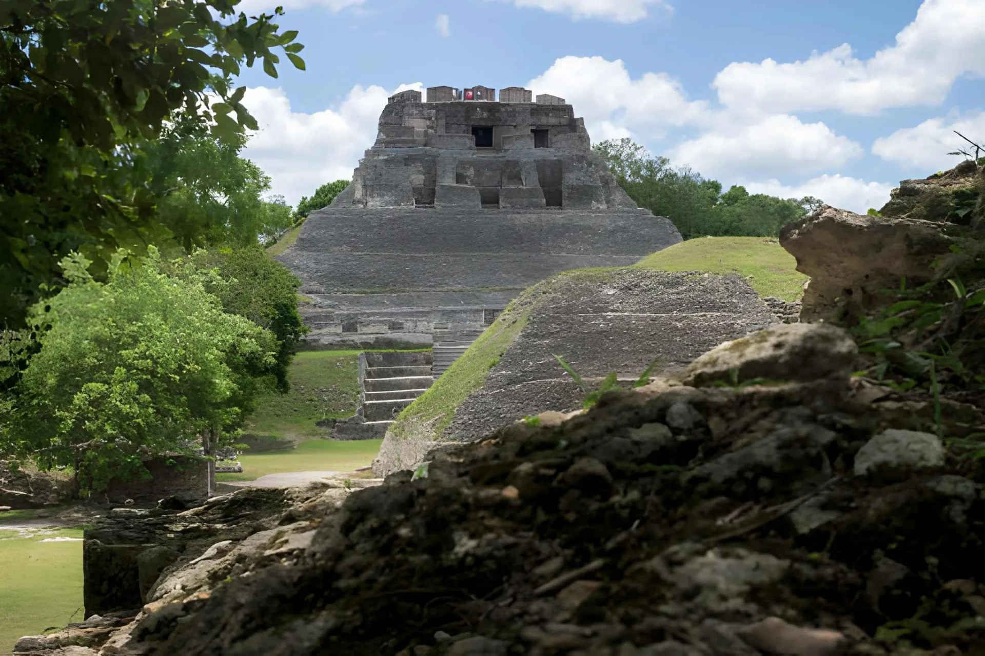 Belize Short Escape: Reef & Jungle in Five Days