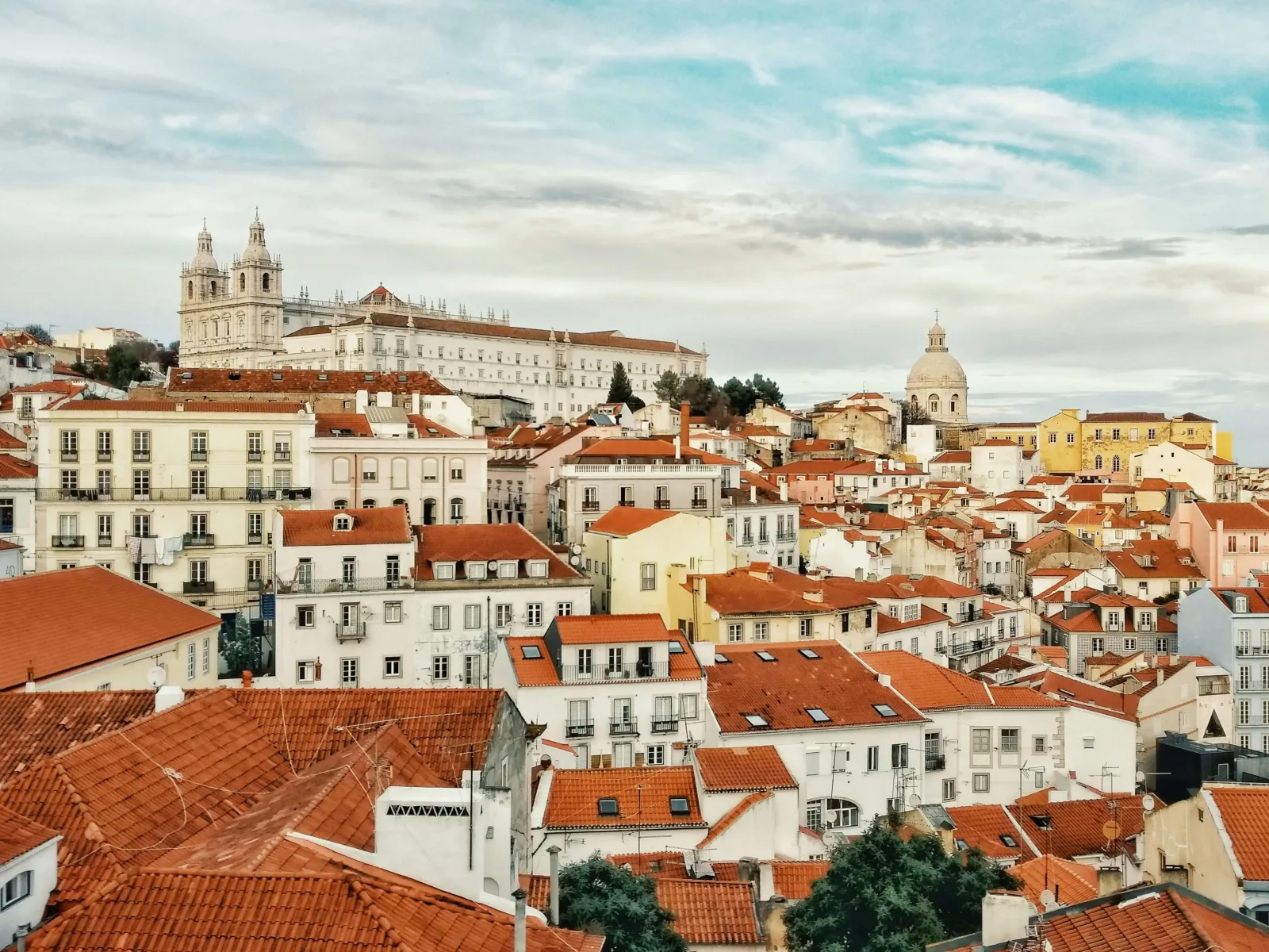Culture & History of Portugal: Monasteries, Universities & Roman Ruins