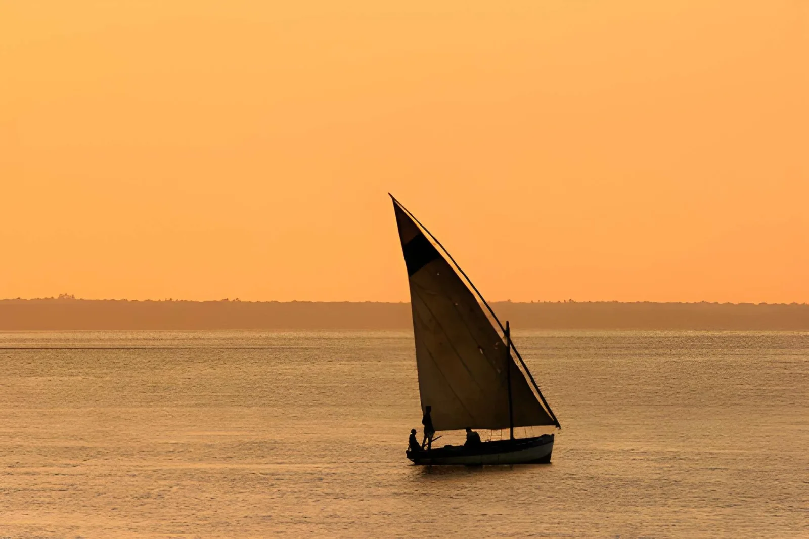 Mozambique Family Beach: Vilanculos, Dhows & Island Days