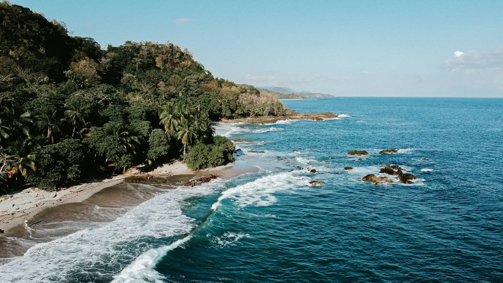 Costa Rica Highlights: Volcanoes, Cloud Forest & Coast