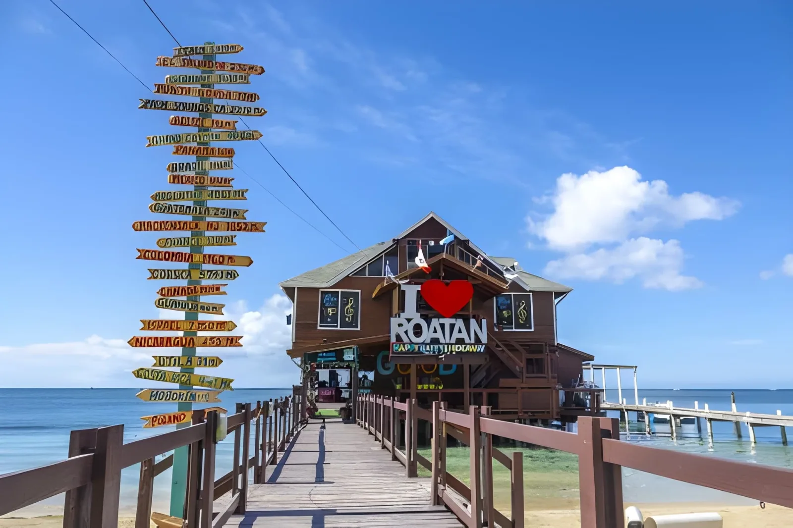Bay Islands: Diving, Snorkelling & Beaches on Roatan & Utila
