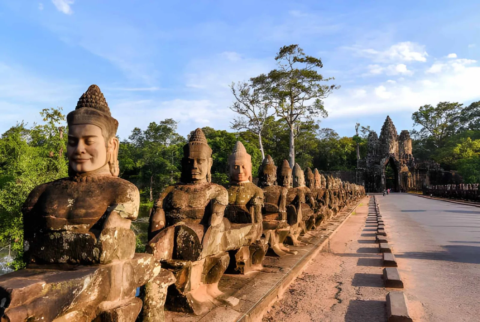 Temples of Angkor in Depth: Siem Reap & the Khmer Empire