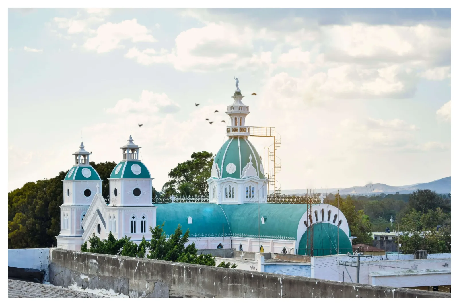 Luxury Nicaragua: Colonial Elegance, Volcano Island & Private Beaches