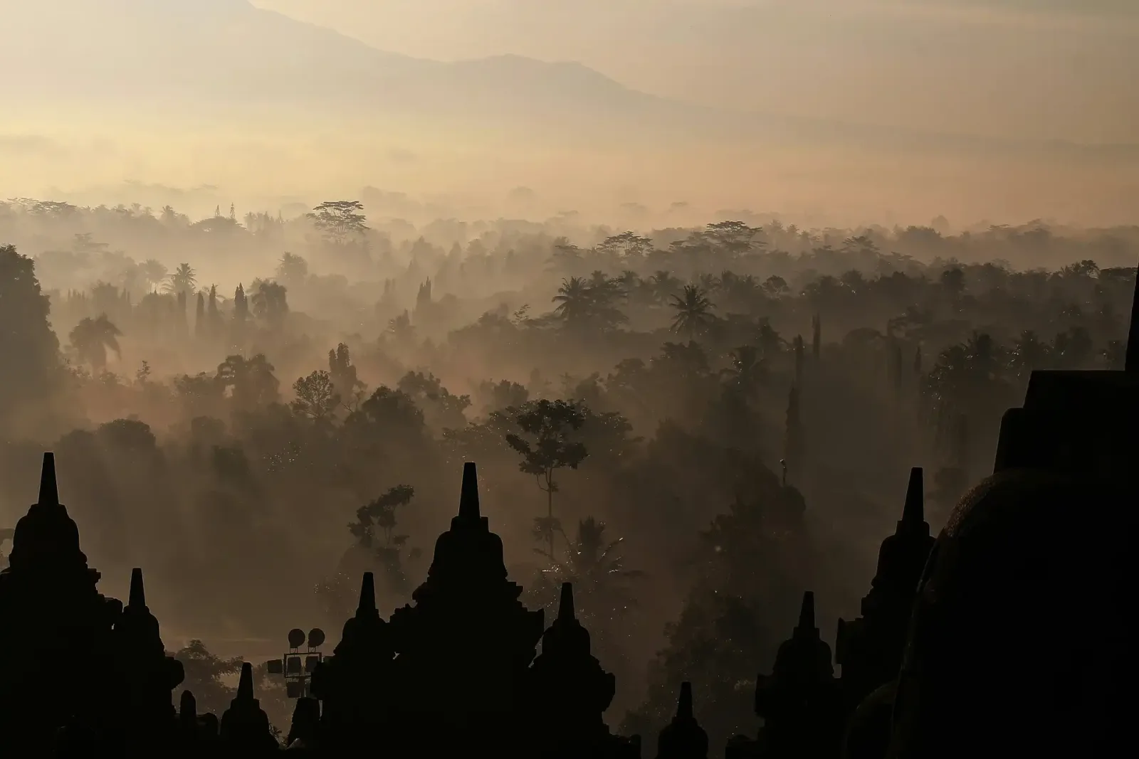 Java & Bali: Borobudur, Bromo and the Island of Gods
