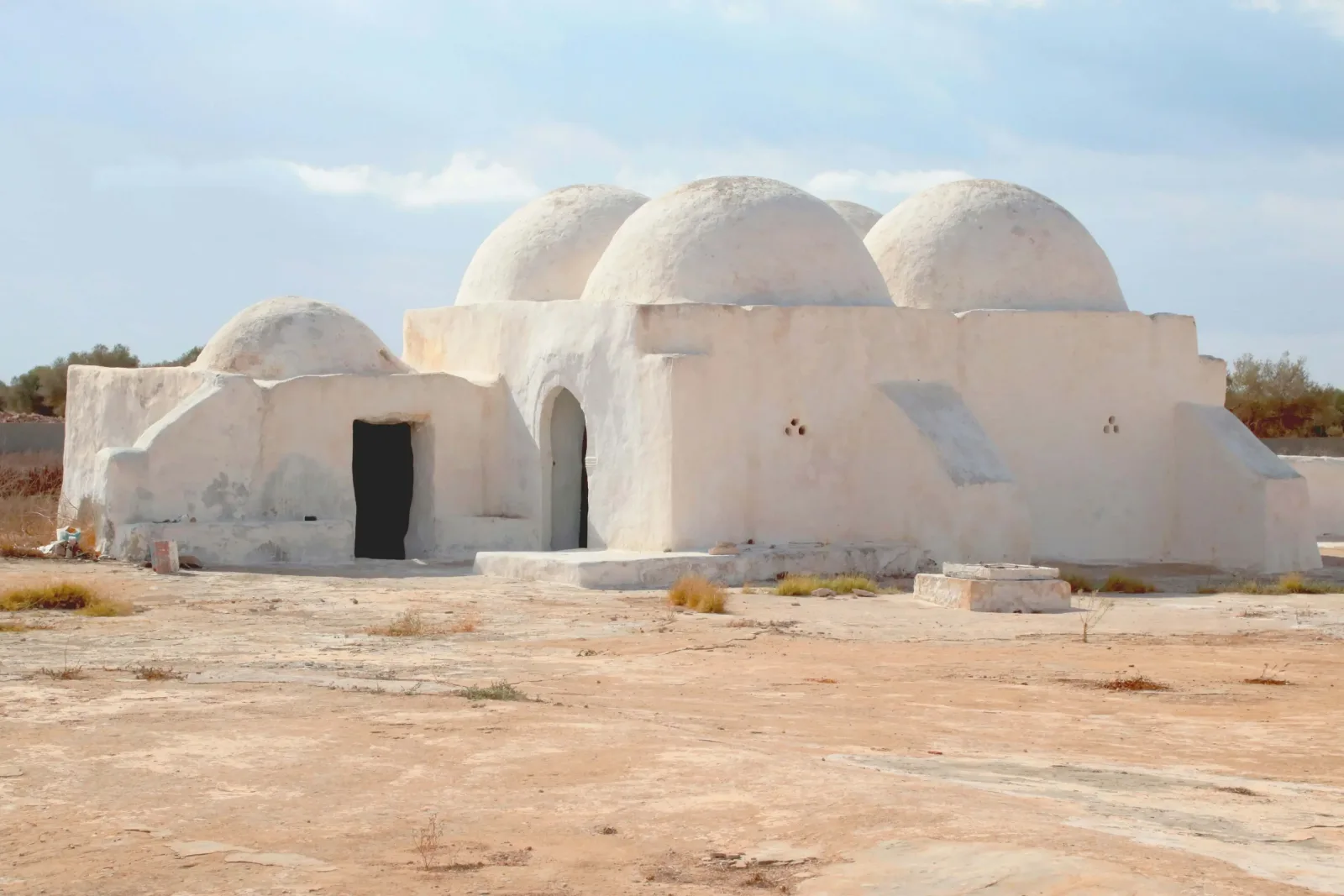 Djerba & the South: Island, Berbers & the Desert Edge