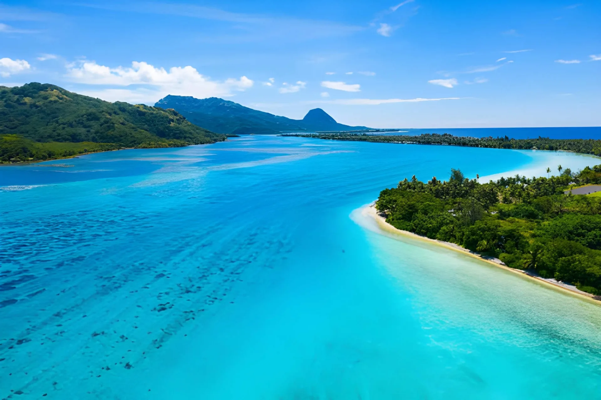 Society Islands Cruise: Tahiti, Bora Bora, Taha'a & Moorea