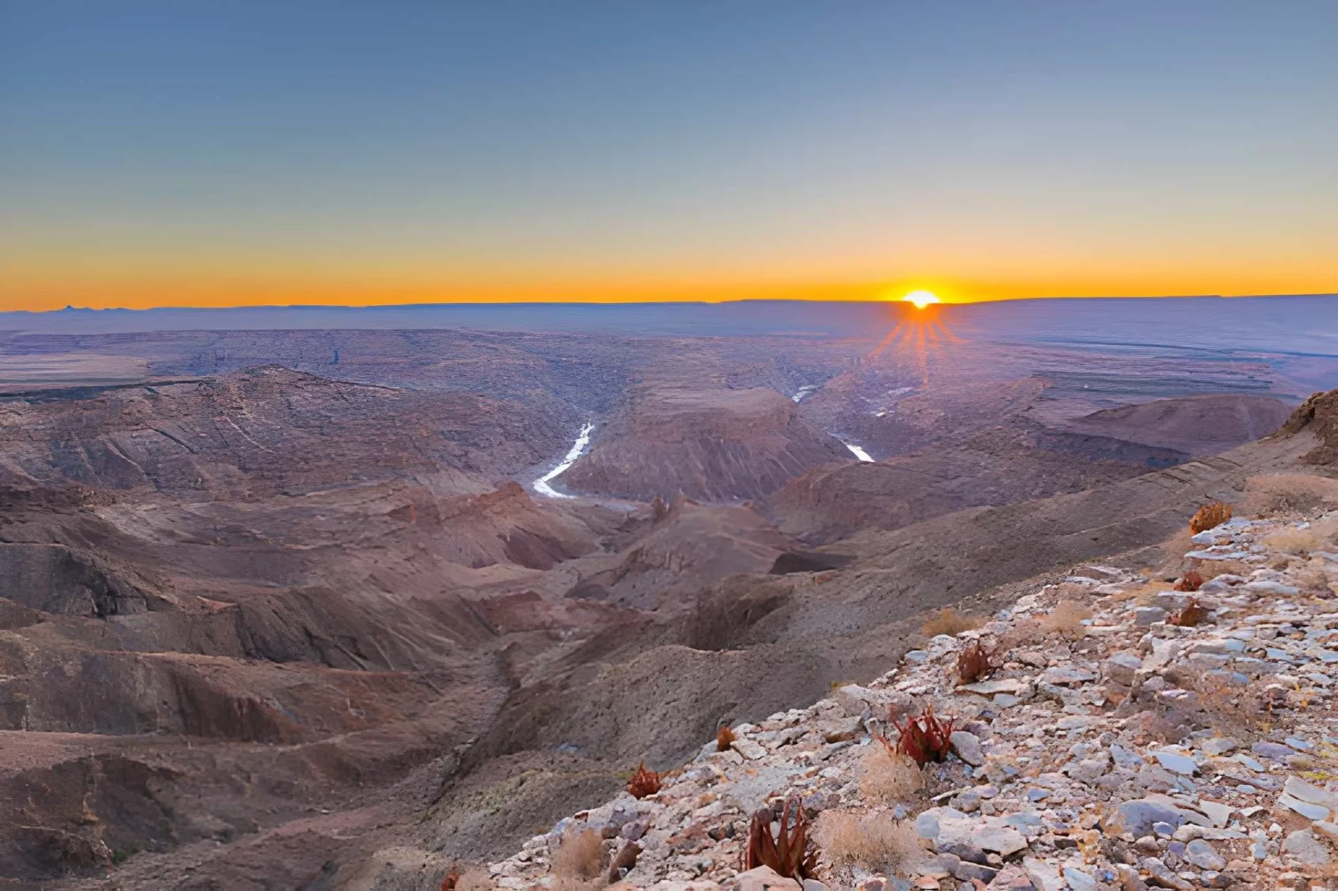 Fish River Canyon & the South: Canyons, Ghost Towns & Dunes