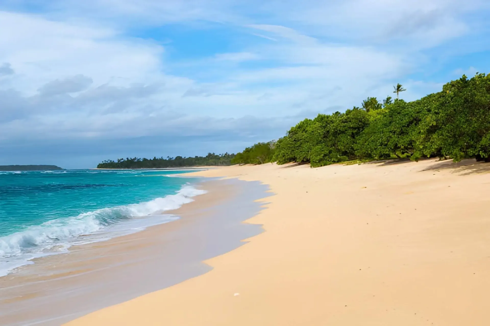 Ha'apai: Beaches & Island Escape