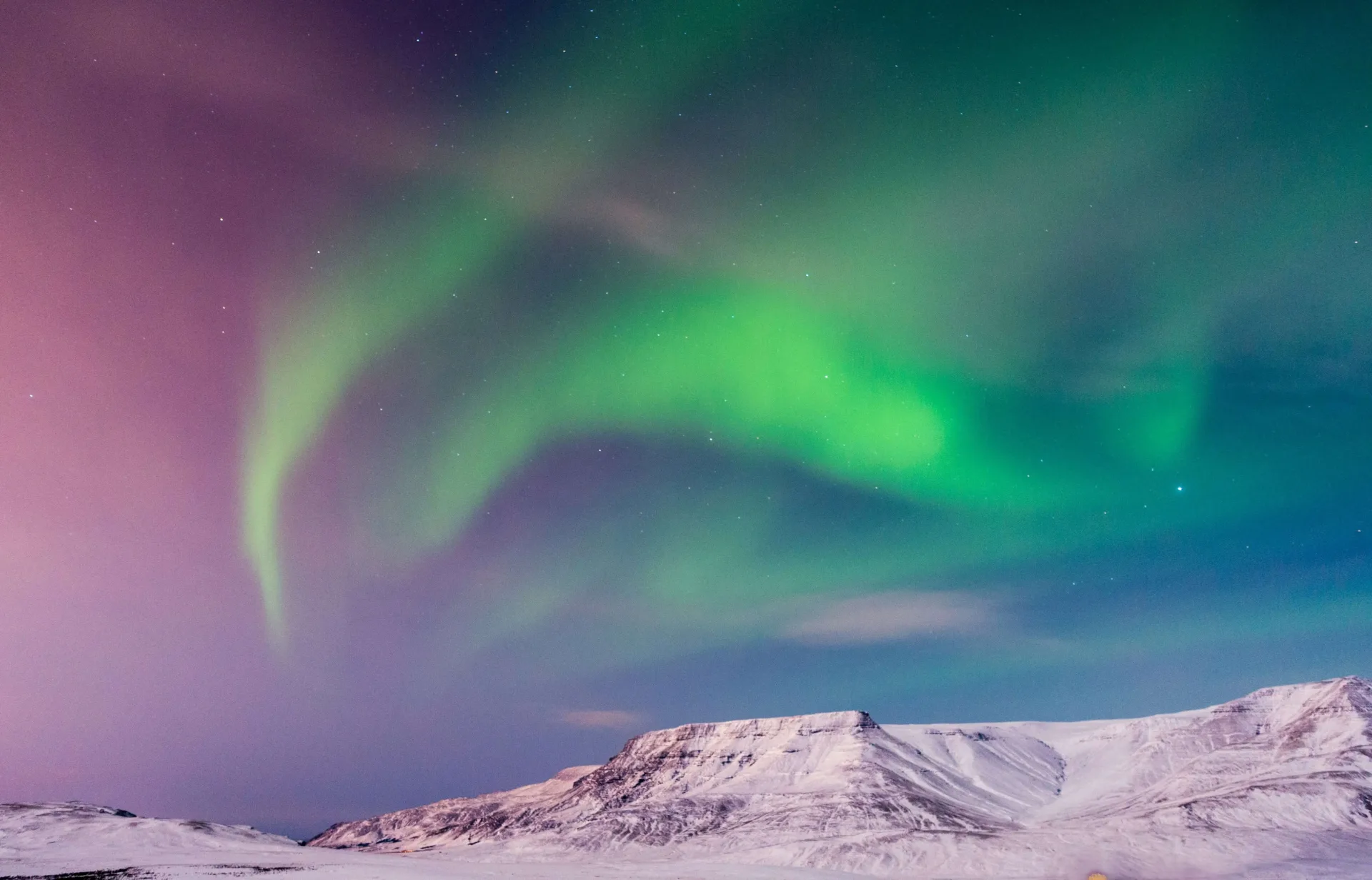 Iceland Honeymoon: Glaciers, Lagoons & Northern Lights