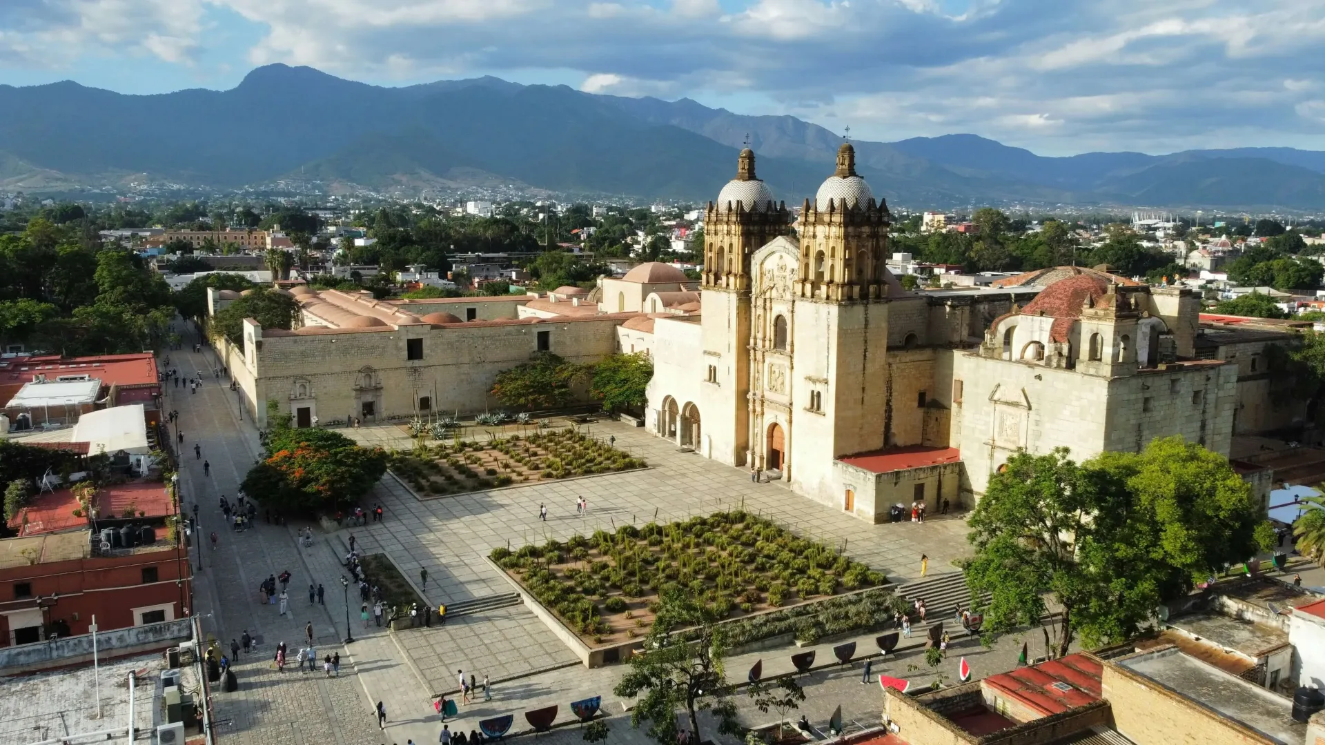 Highlights of Mexico: Mexico City, Oaxaca & the Yucatan
