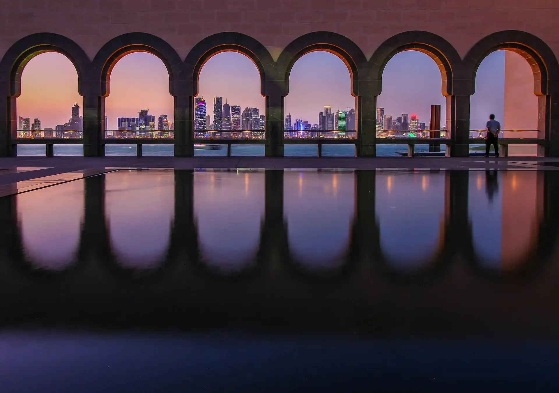 Qatar Desert & the Inland Sea: Dunes, Camps & Camels