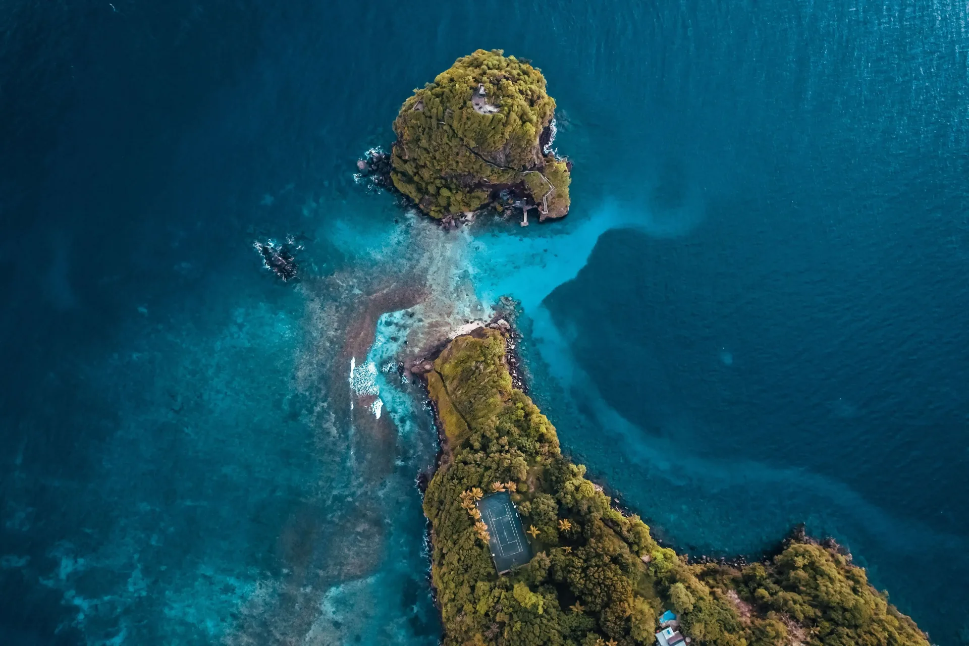 Samoa Surf: Reef Breaks of Upolu's South Coast