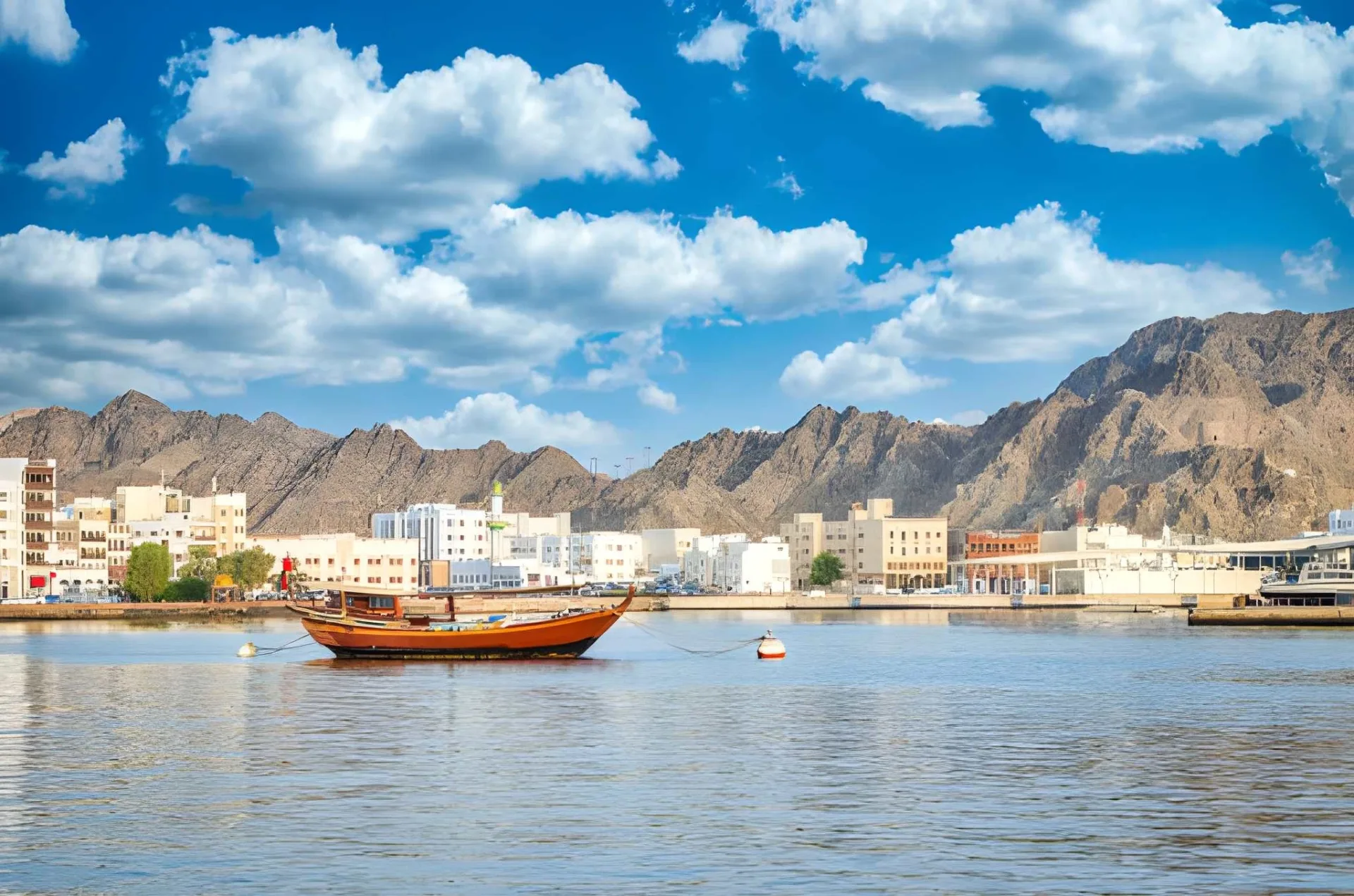 Muscat & the Coast: Mosques, Souks & Turquoise Wadis