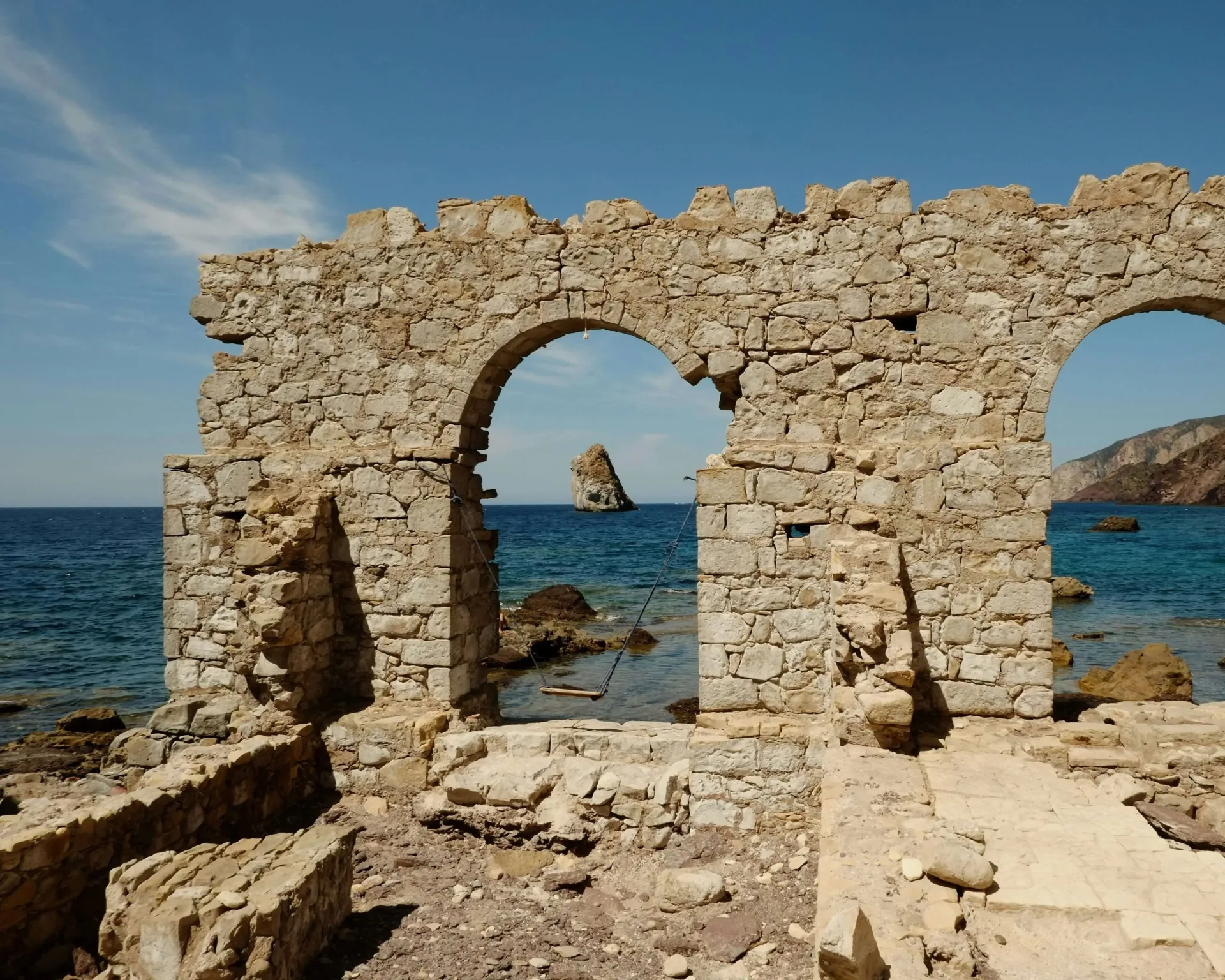 Santorini Beaches: Black Sand, Red Cliffs & Volcanic Shores