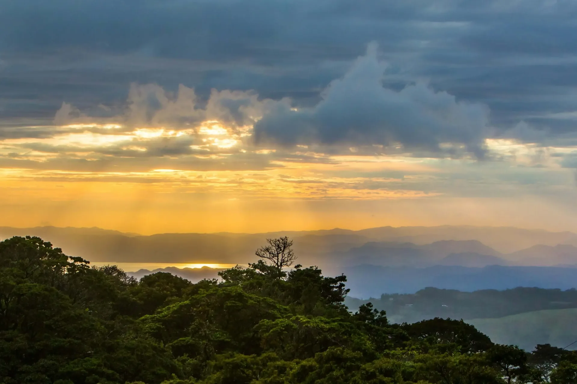 Grand Ecuador: Andes, Amazon & Galapagos