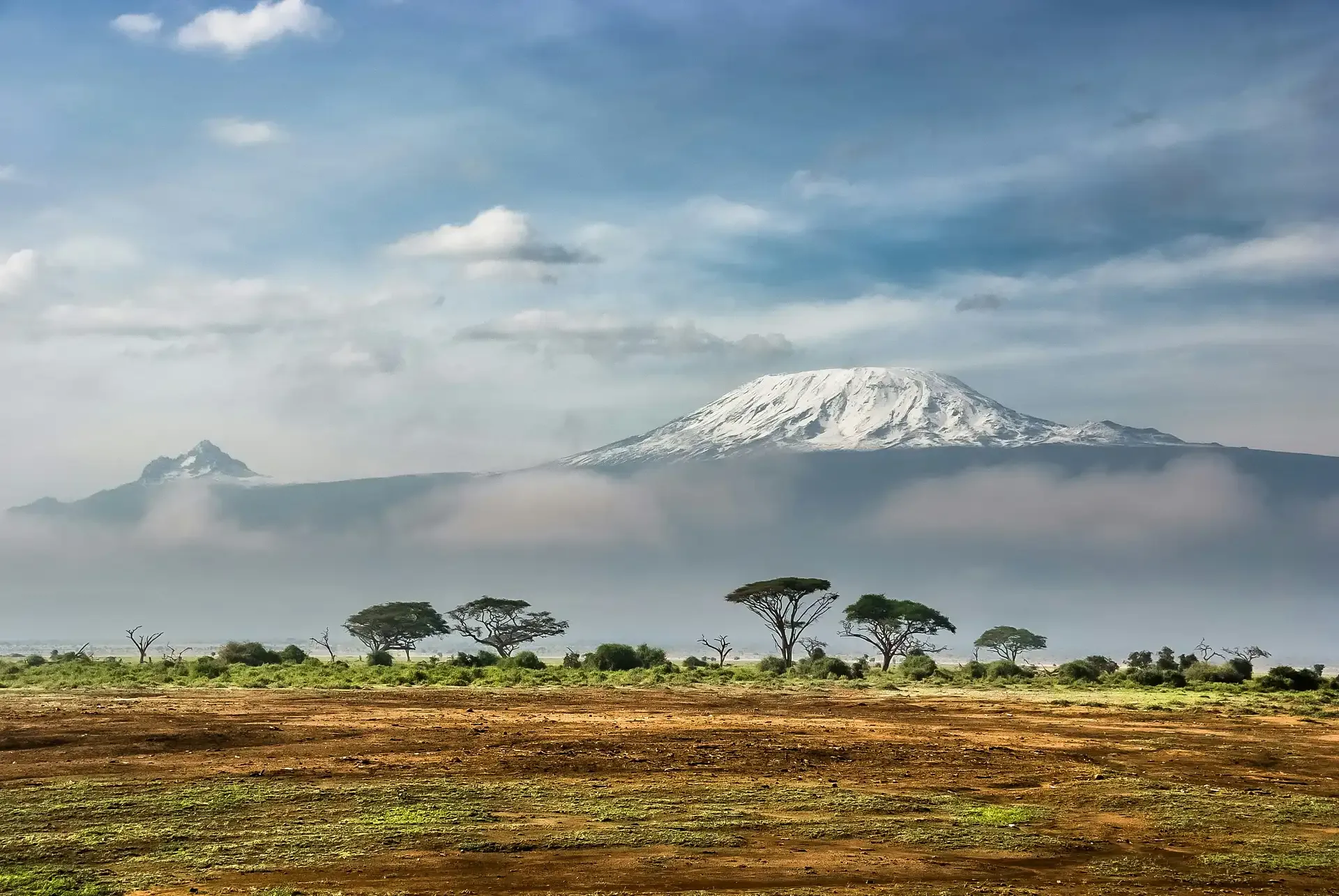 Amboseli & Tsavo: Elephants, Kilimanjaro & Red Earth
